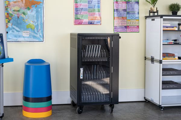 30-laptop/tablet usb-c charging cart